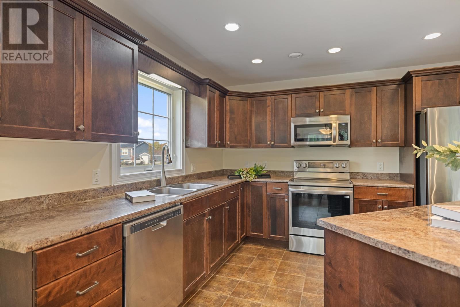 124 Barbour Circle - 9