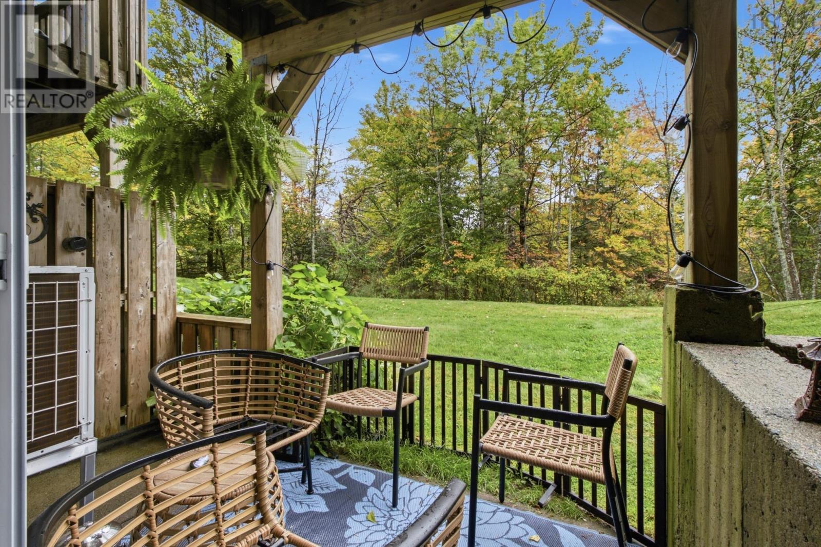#137 9 Forest Hills Parkway - 11