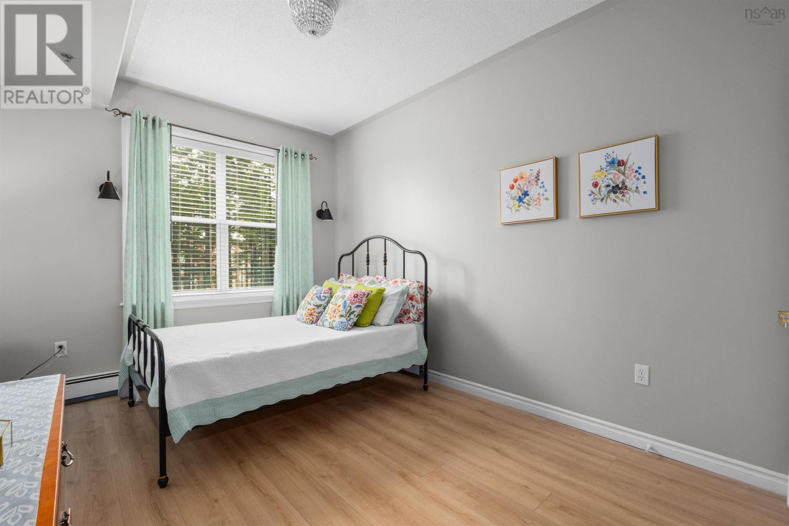 Property 33 of 50 of 106 - 78 Regency Park Drive