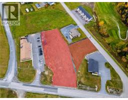 Lot Ouellette Street, photo 3