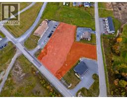 Lot Ouellette Street, photo 4