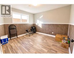 1118 7 Street W, Barnwell, AB T0K0B0 Photo 28