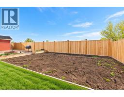 1118 7 Street W, Barnwell, AB T0K0B0 Photo 34