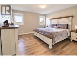 1118 7 Street W, Barnwell, AB T0K0B0 Photo 18