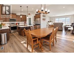 4pc Bathroom - 1118 7 Street W, Barnwell, AB T0K0B0 Photo 11