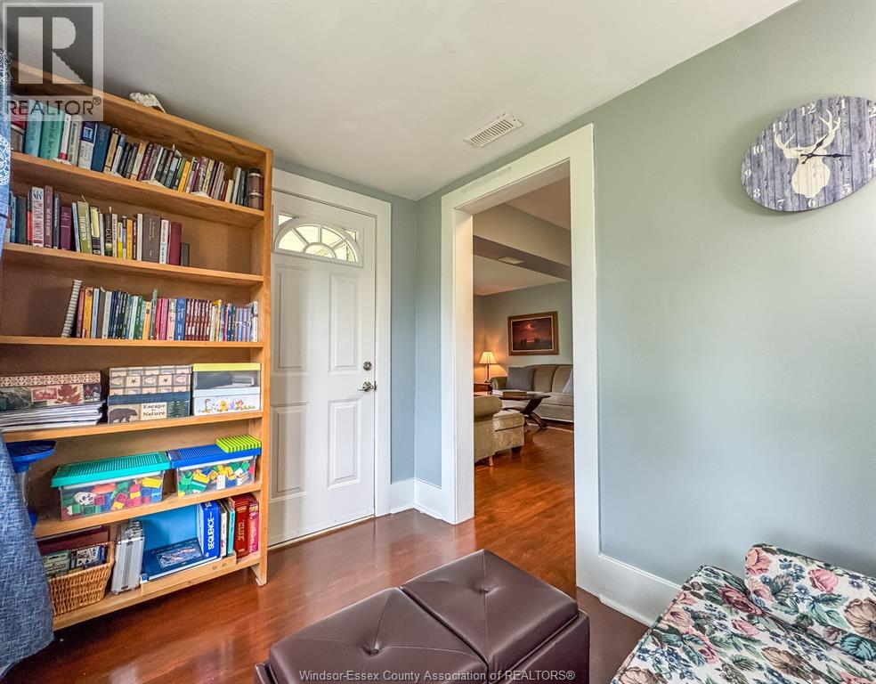 469 KING STREET East - 27