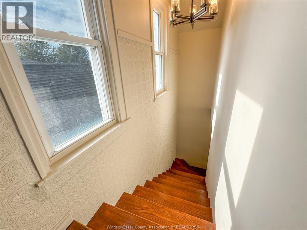 469 KING STREET East - 29