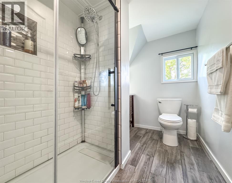 469 KING STREET East - 36