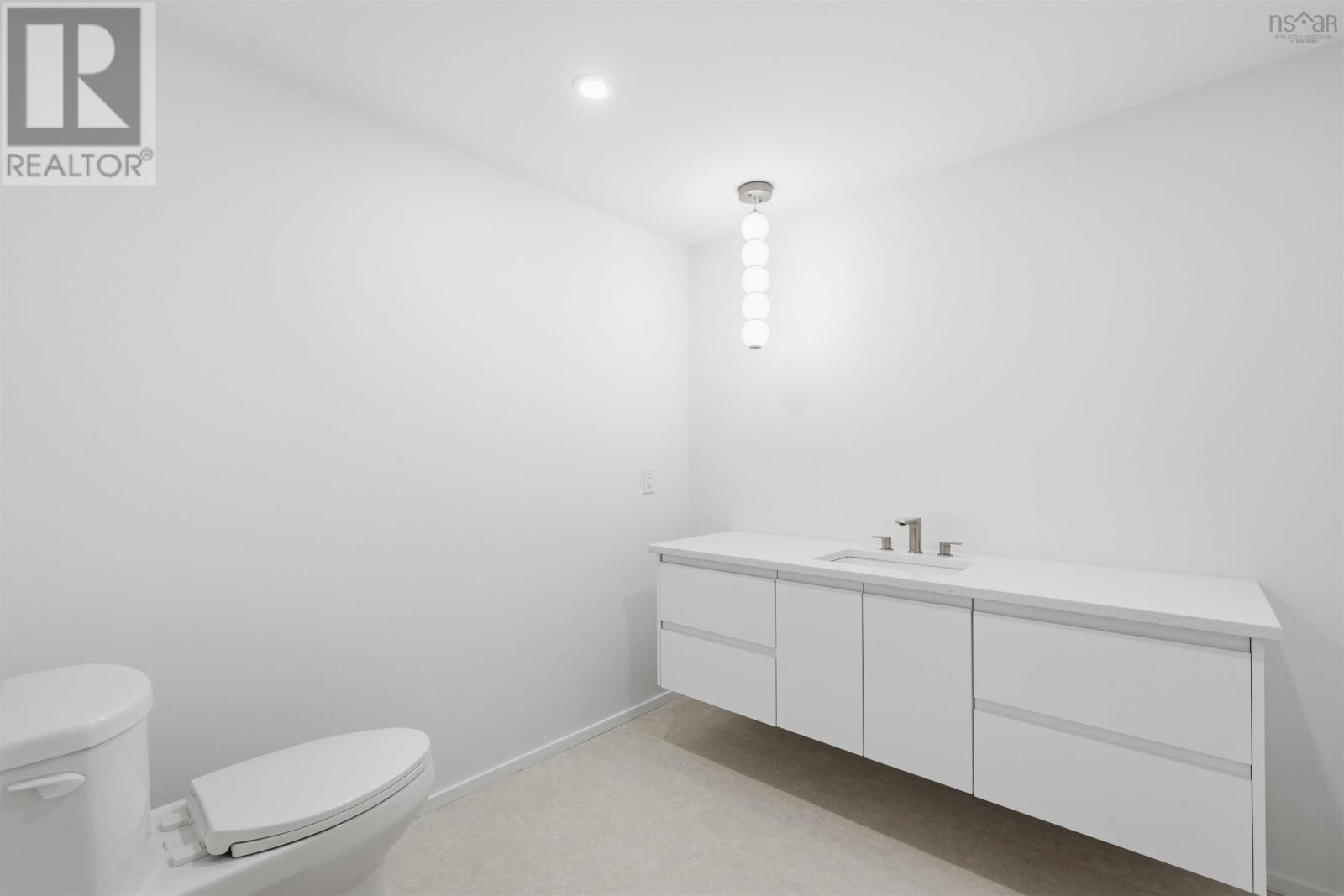 83 Canoe Crescent - 31