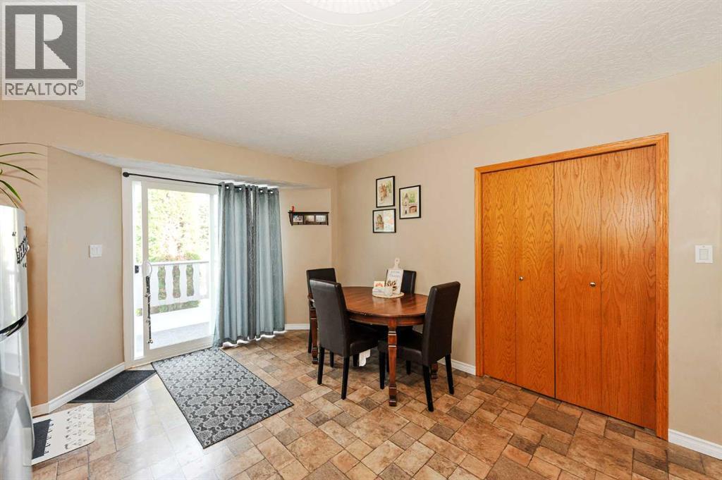 Kitchen with Eating Area