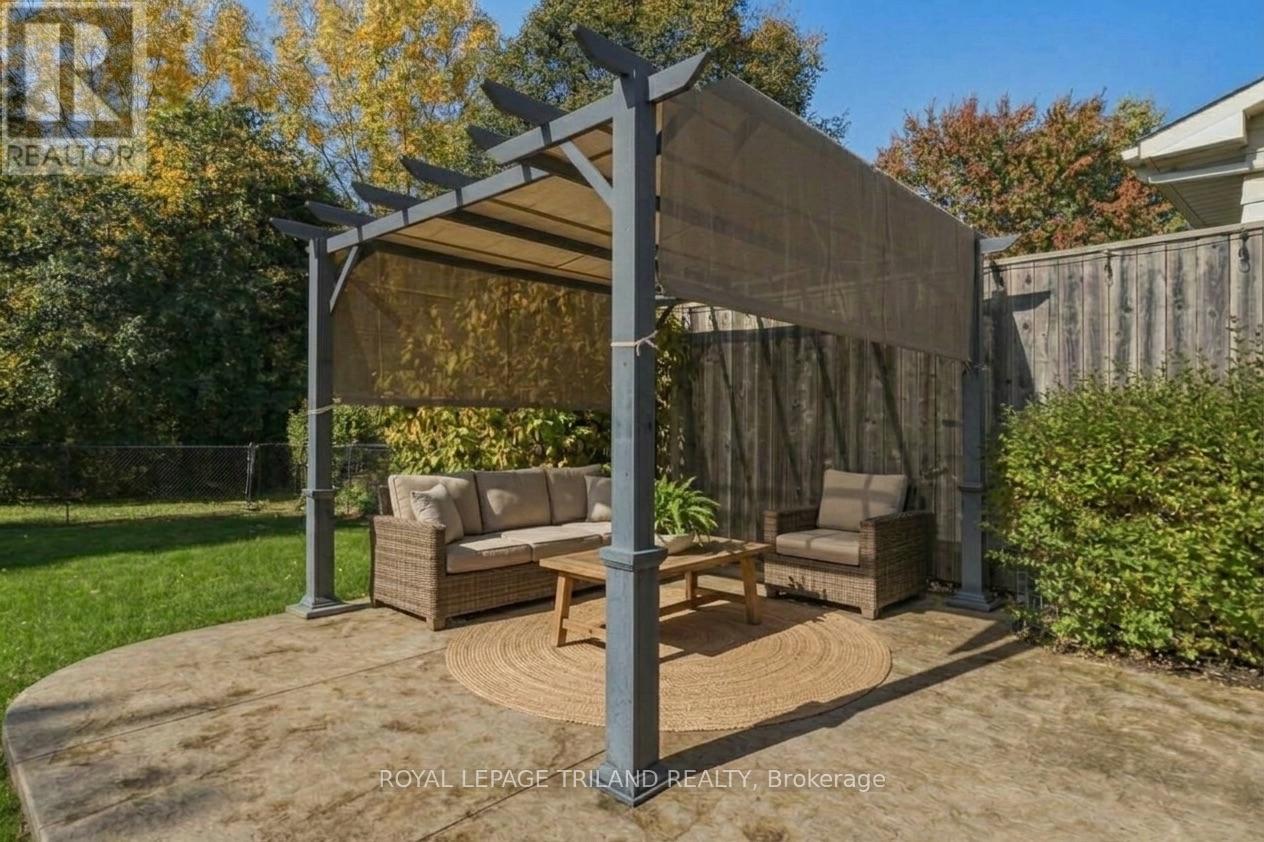 1345 ALDERSBROOK ROAD - 31