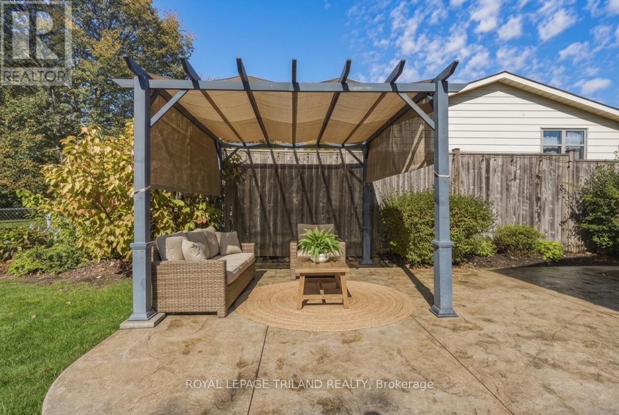 1345 ALDERSBROOK ROAD - Image 32
