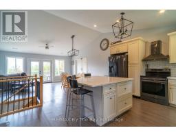 444557 Concession 8 Road, West Grey, ON N0C1H0 Photo 11