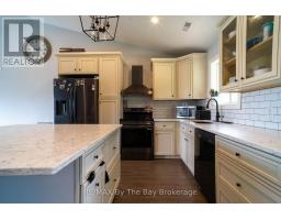 444557 Concession 8 Road, West Grey, ON N0C1H0 Photo 12