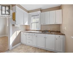Kitchen - 455 Curry, Windsor, ON N9B2B8 Photo 8