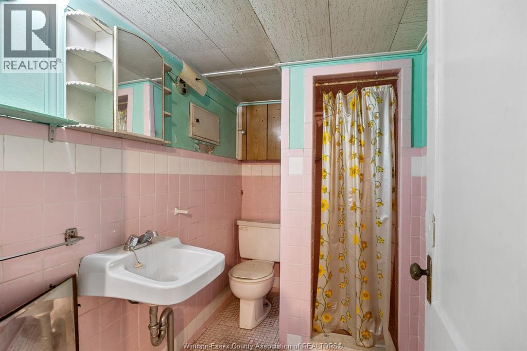 455 Curry — photo 20