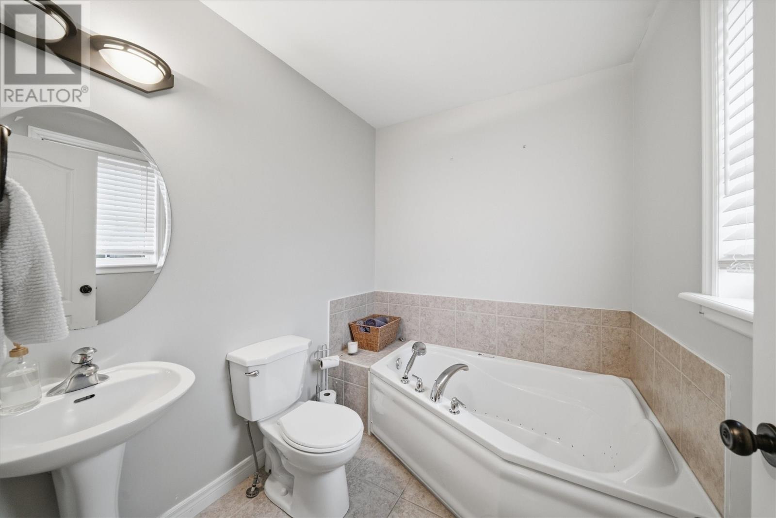 5 Lasalle Drive - 15