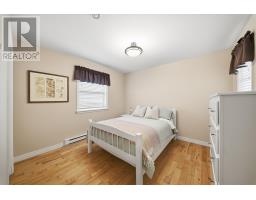 5 Lasalle Drive thumbnail 16