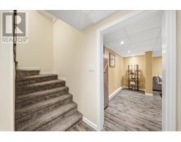 5 Lasalle Drive thumbnail 19