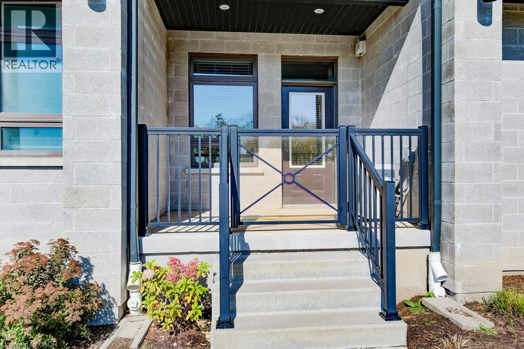 155 Thomas Slee Drive — photo 8