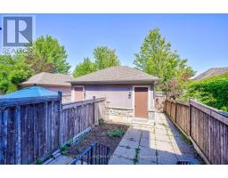 9051 Yonge Street, Richmond Hill, ON L4C0L2 Photo 15