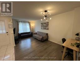 Bedroom 3 - 9051 Yonge Street, Richmond Hill, ON L4C0L2 Photo 7