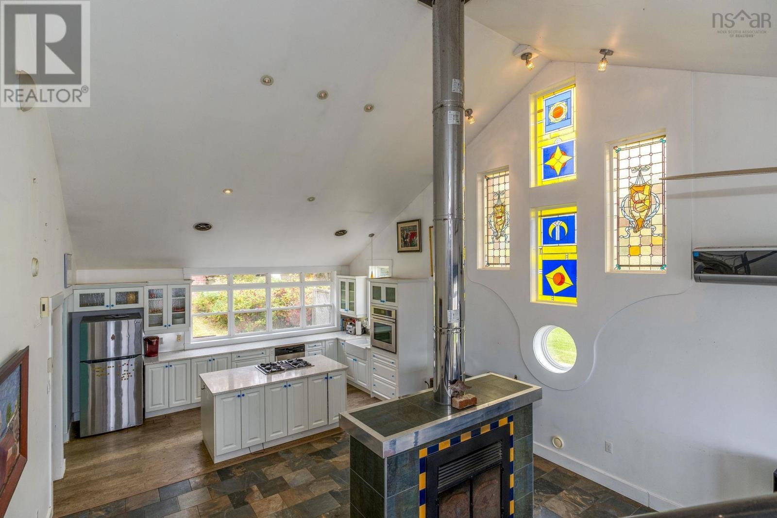 157/161 Beach Row - 19
