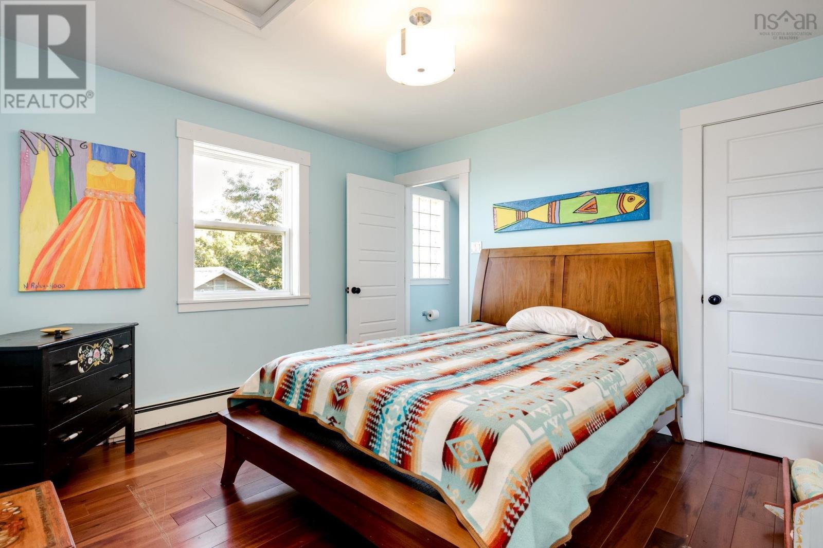 157/161 Beach Row - 23