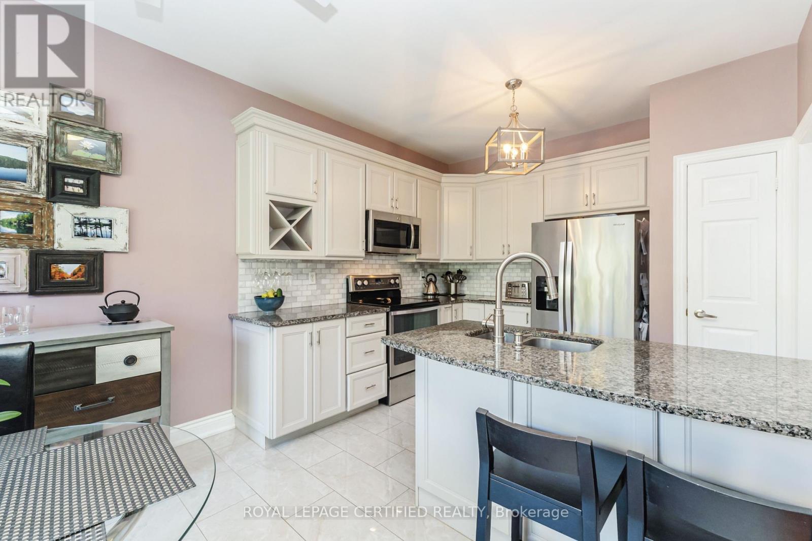 6 Collingwood Avenue, Brampton, ON photo 15