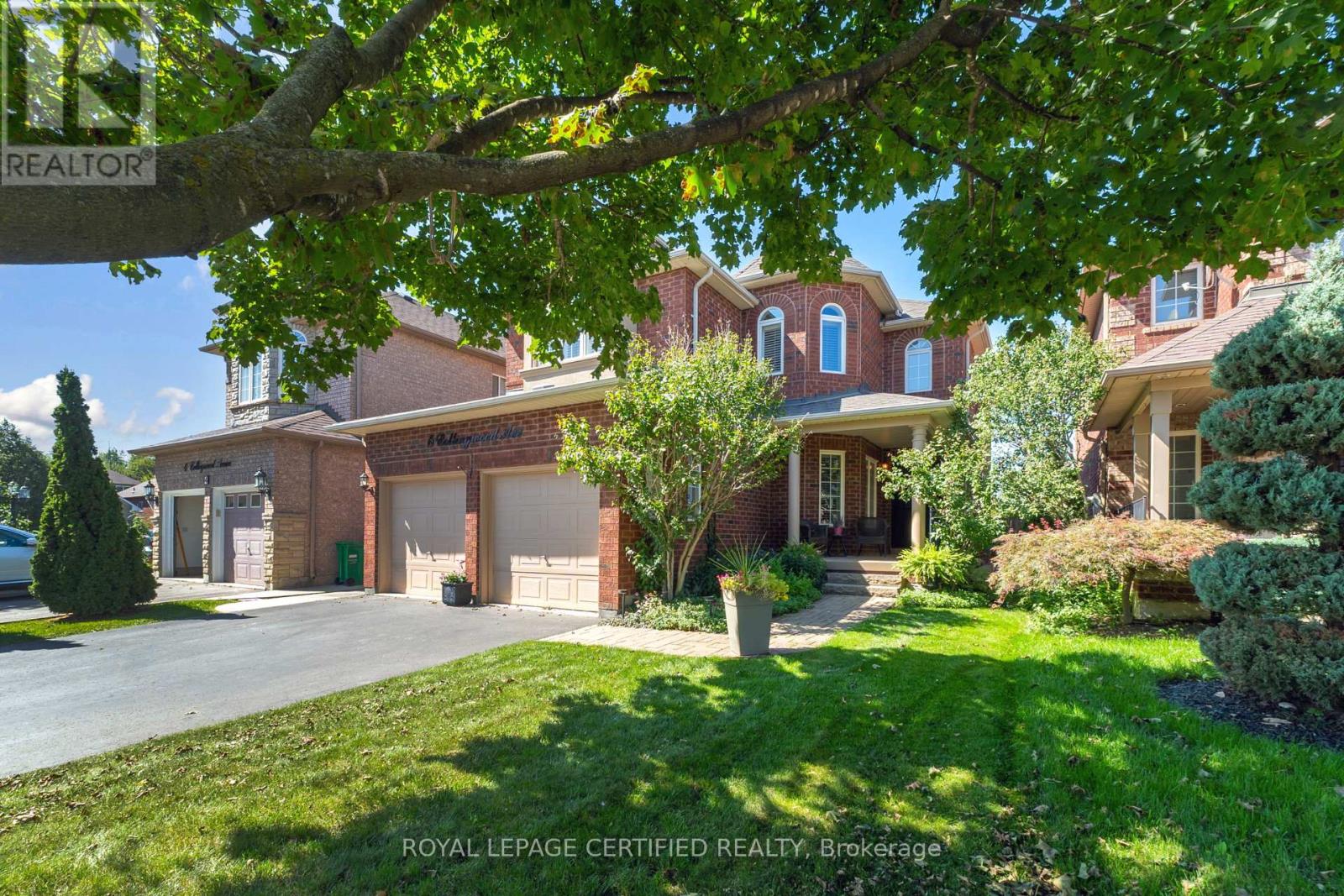 6 Collingwood Avenue, Brampton, ON photo 2