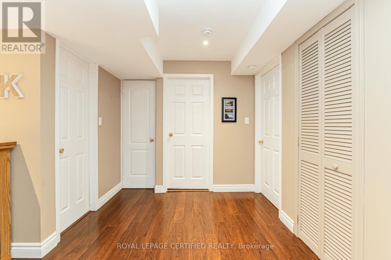 6 COLLINGWOOD AVENUE - 27
