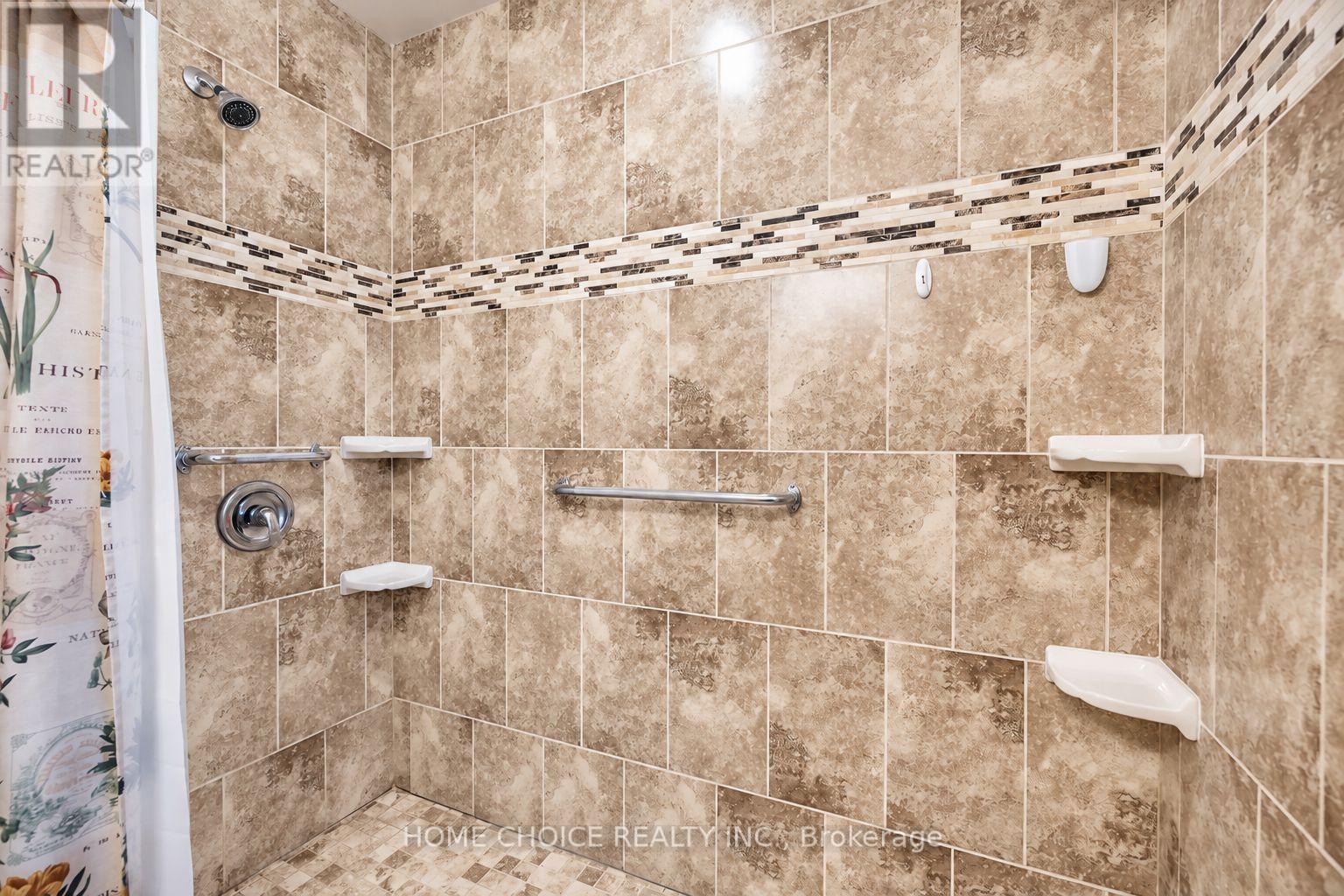 89 HARMONY ROAD N - 22