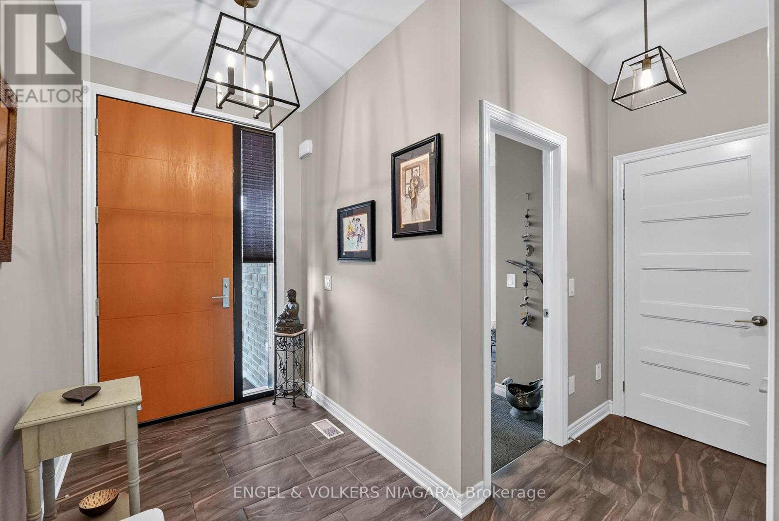 7276 Optimist Lane — photo 32