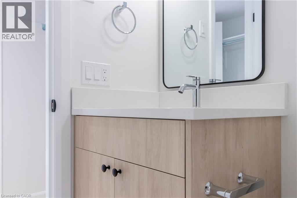 114 Madison Avenue South — photo 23