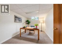 15 Uxbridge Crescent, Kitchener, ON N2E2S2 Photo 22