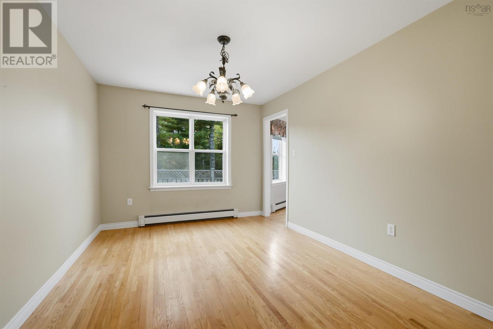 111 St George Boulevard - 17