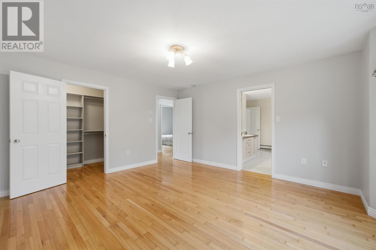 111 St George Boulevard - 28