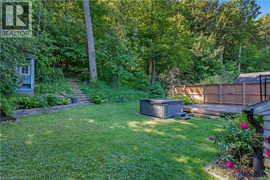 37 Yellow Birch Drive — photo 10