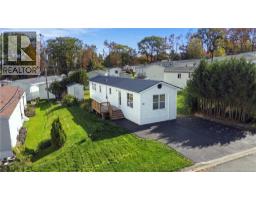 38 Bayberry Street, photo 2