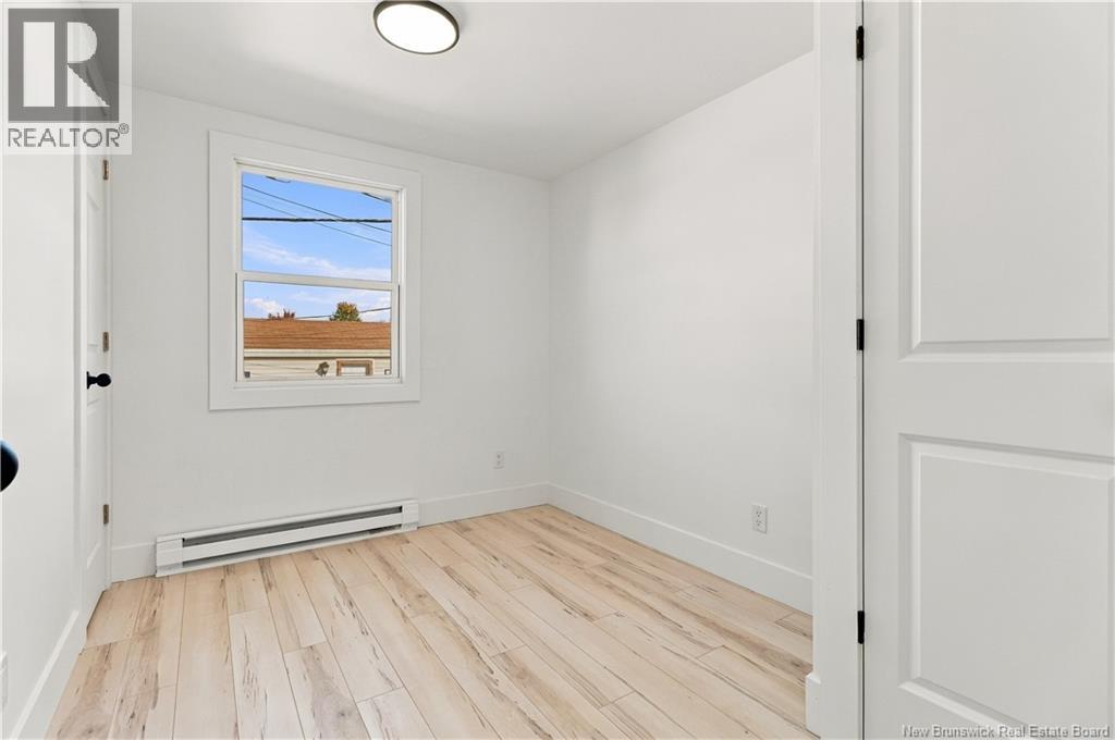 38 Bayberry Street - 35