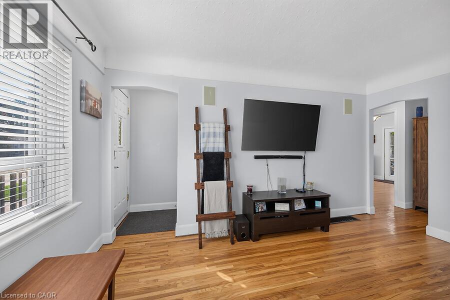 202 East 26th Street — photo 7