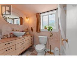 161 Albro Lake Road, Dartmouth, NS B3A3Y7 Photo 11