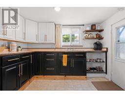 161 Albro Lake Road, Dartmouth, NS B3A3Y7 Photo 8
