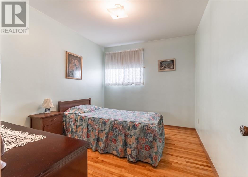 436 Whittaker Street - 14