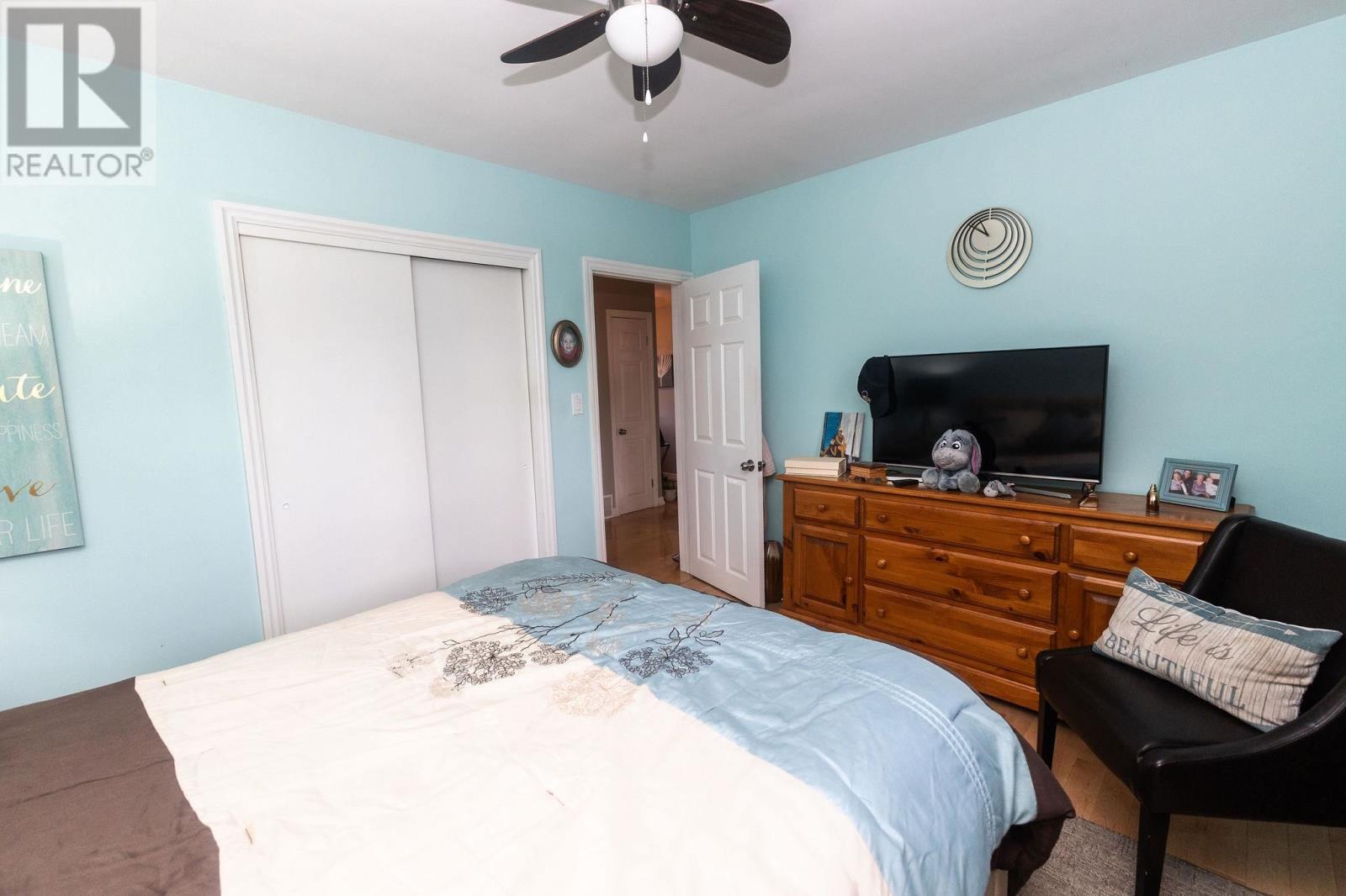 29 Routledge AVE - 14