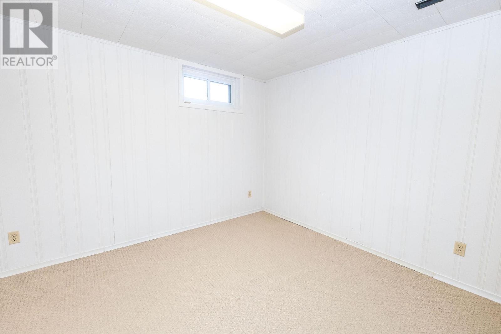 29 Routledge AVE - 21