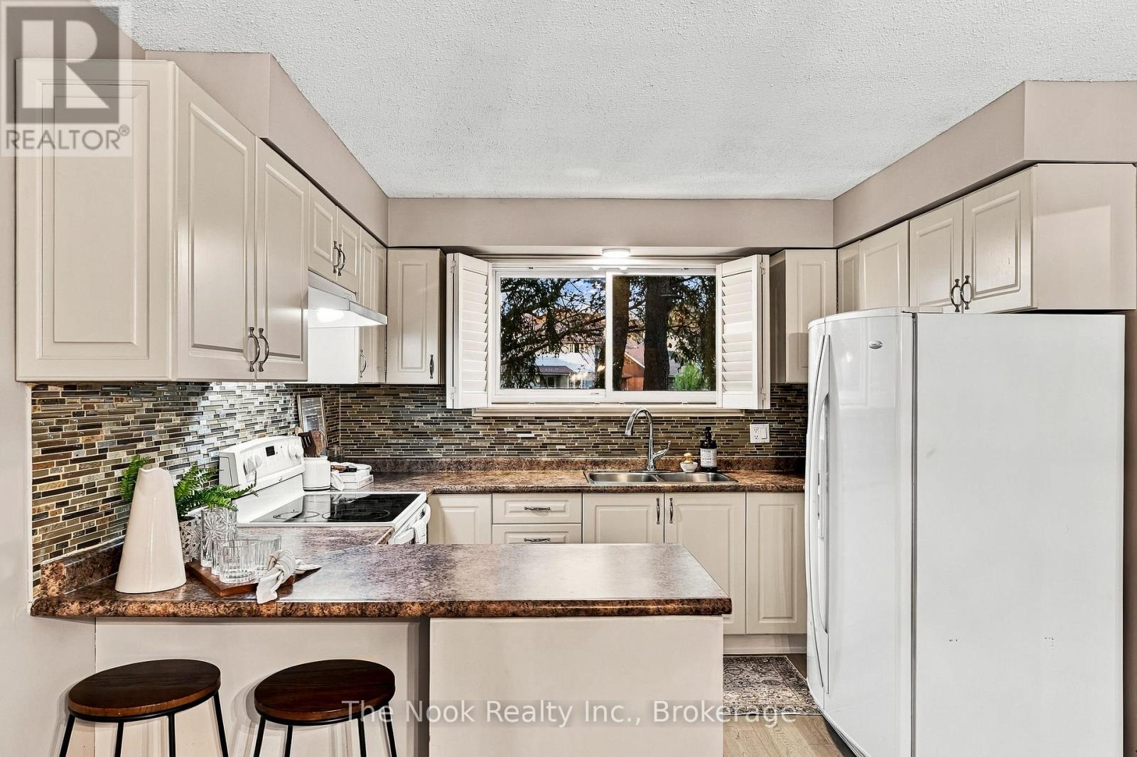 503 TORRINGTON COURT - 7