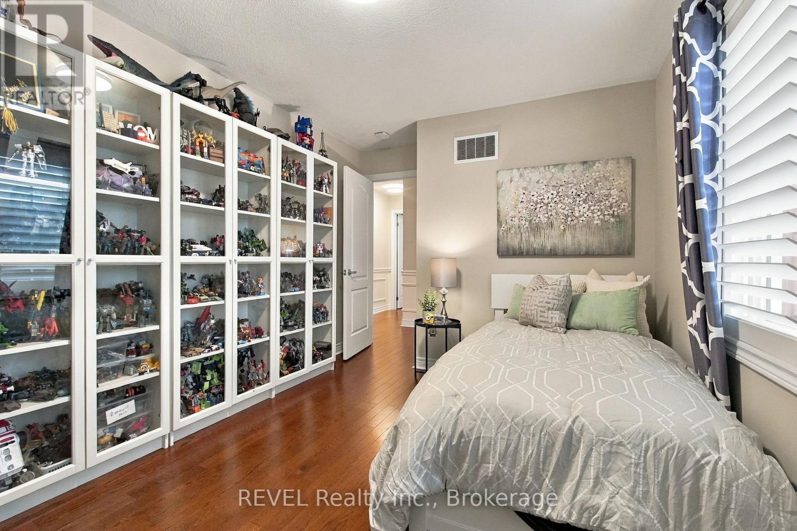 127 Cathedral Drive, Whitby, ON photo 20