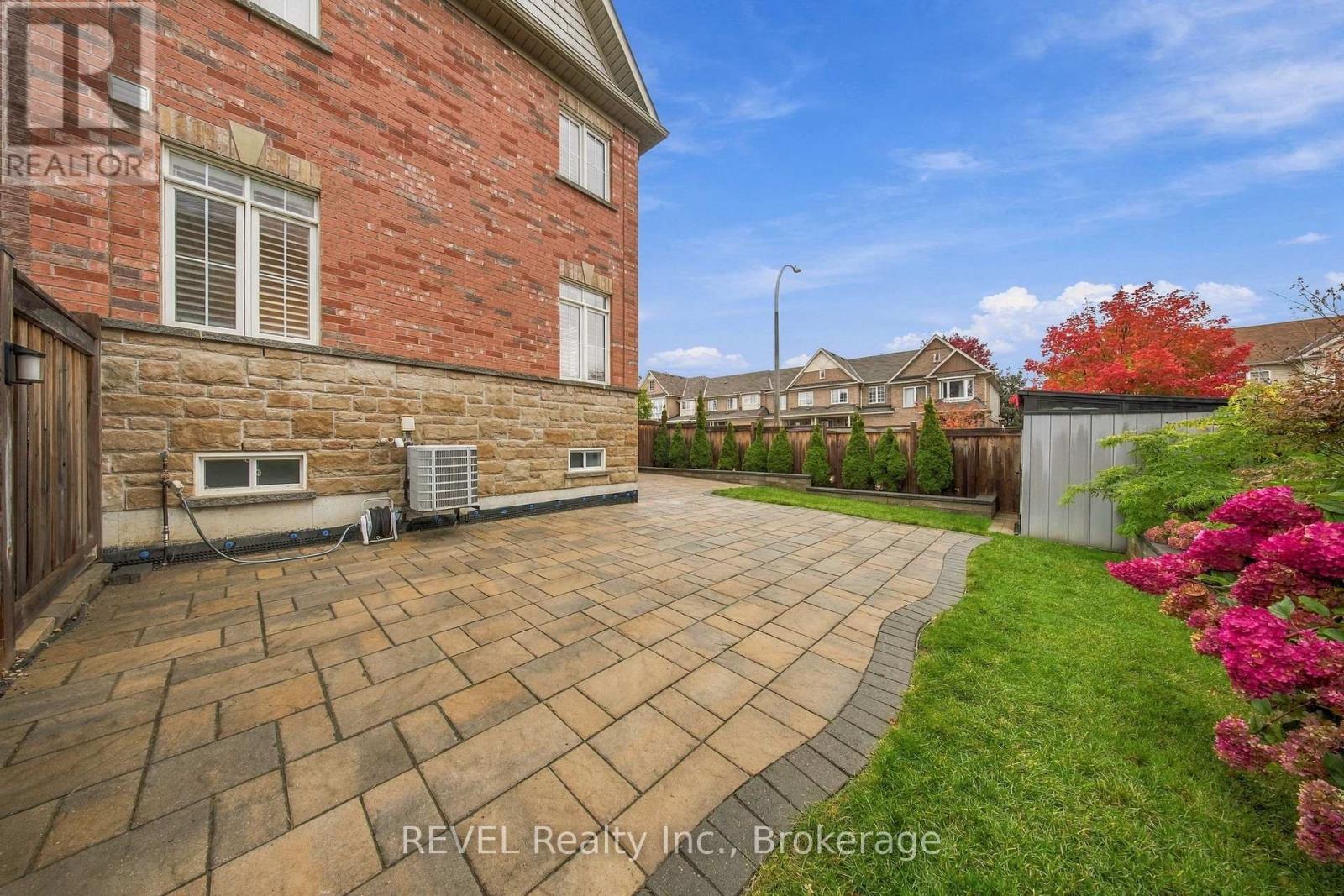 127 Cathedral Drive, Whitby, ON photo 42