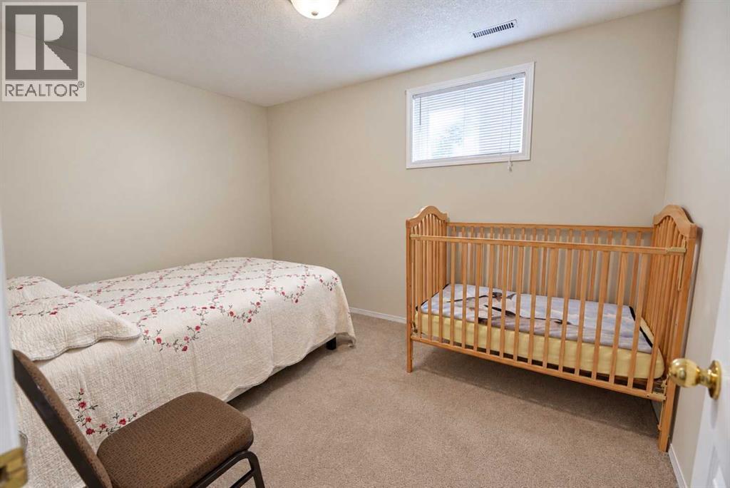 509 1 Street E, Barnwell — photo 21